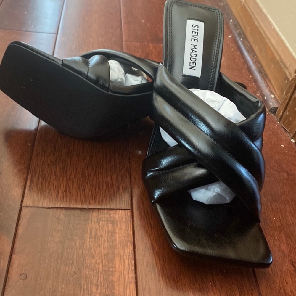 Steve Madden lyric black high heels size 10 new in box